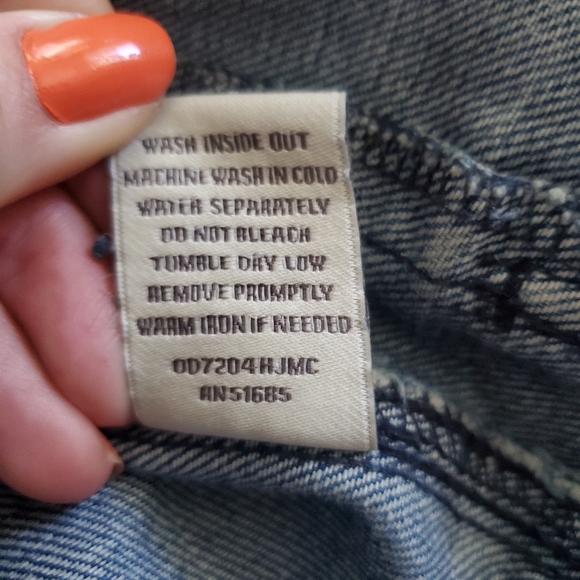 Highway Jeans Denim Women's cropped jean jacket w/ slight distressing. Sz Medium - Picture 7 of 10